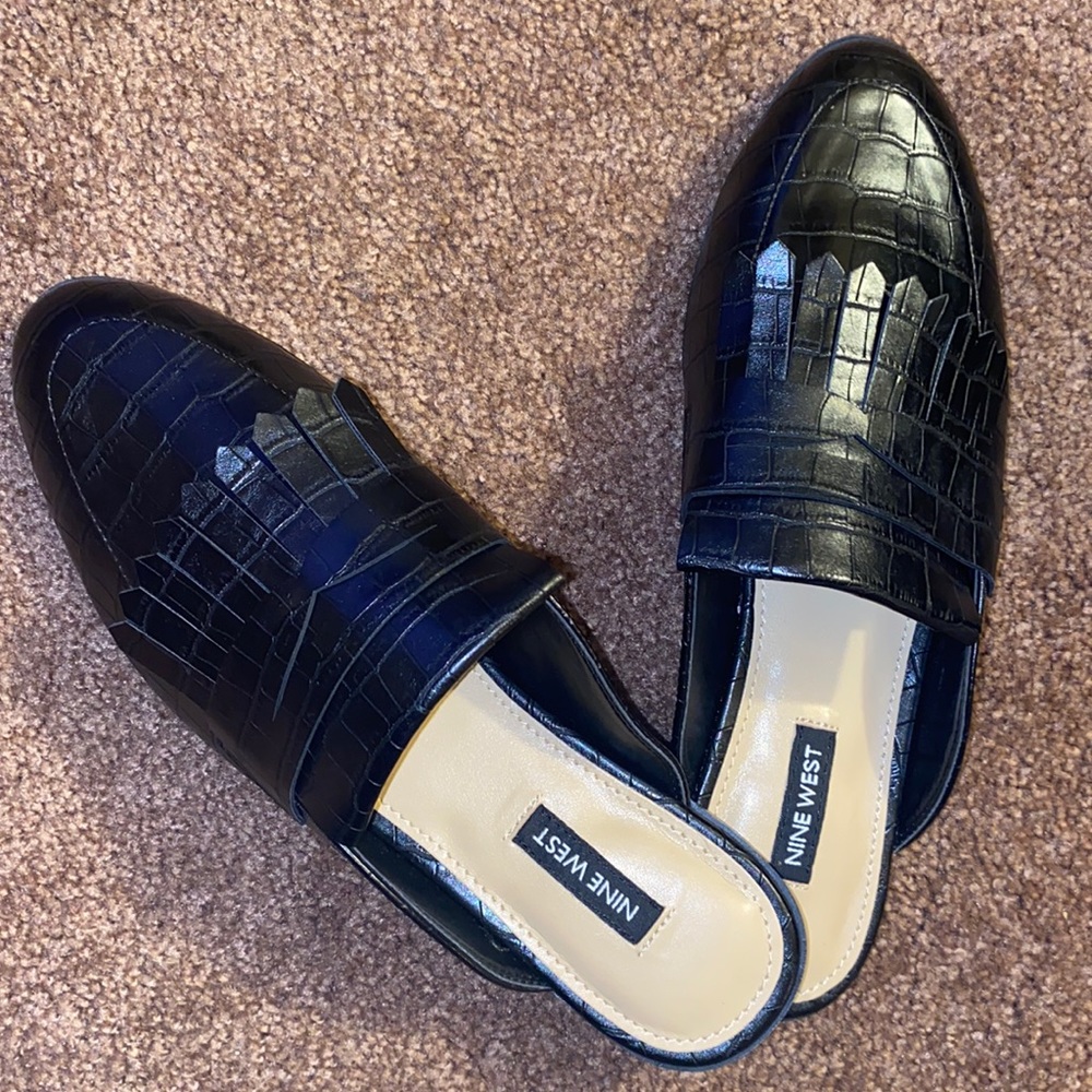Color-black,size- 8.5M,brand- Nine West